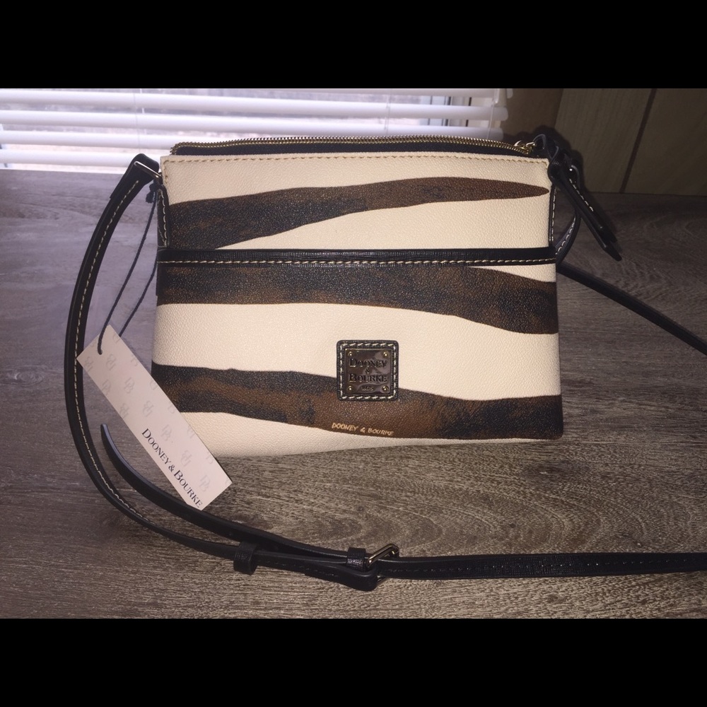 Dooney and Bourke 1975 Serengeti Ginger Purse